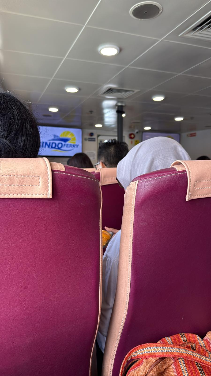 Sindo Ferry - Interior