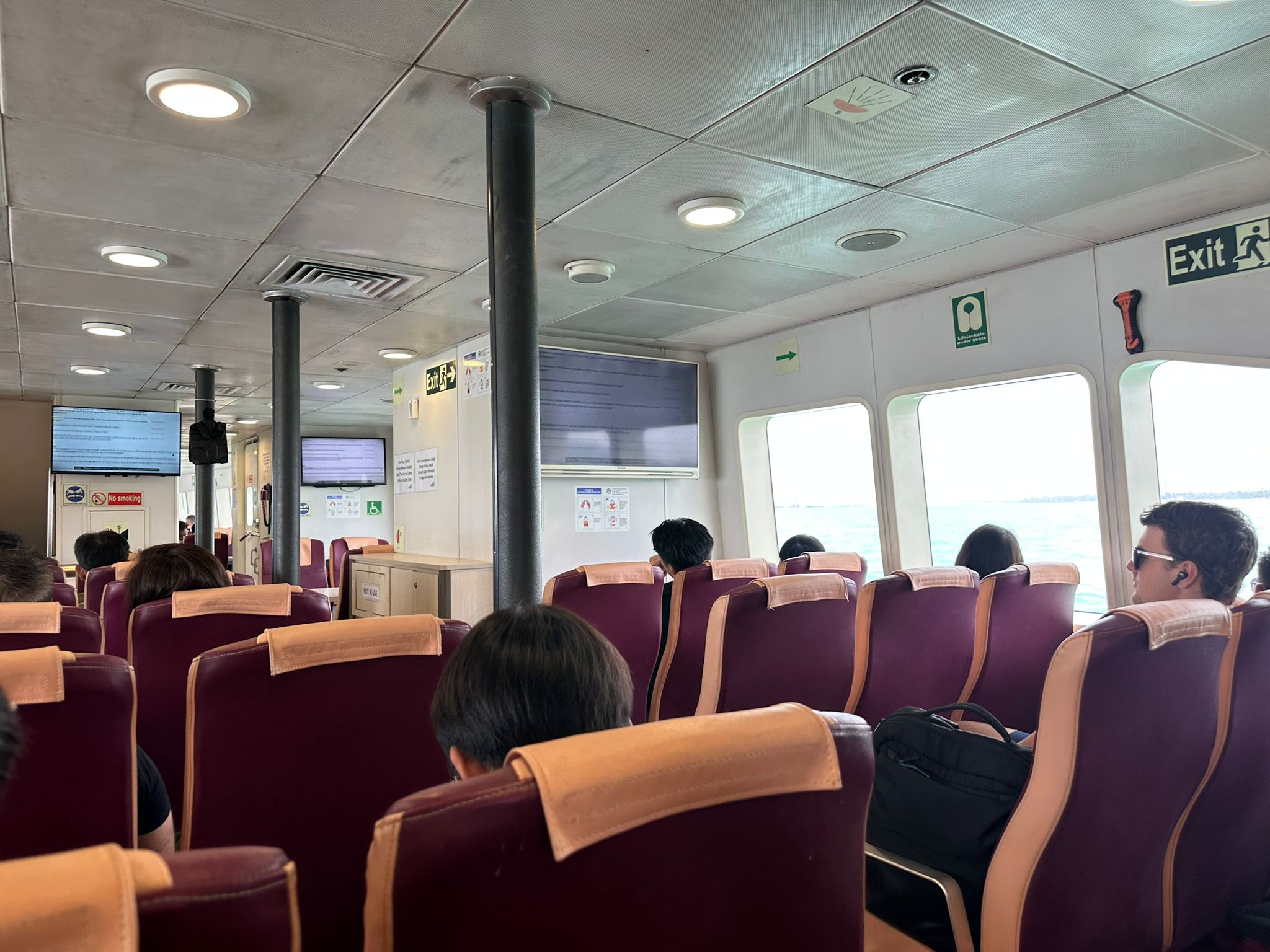 Sindo Ferry - Interior