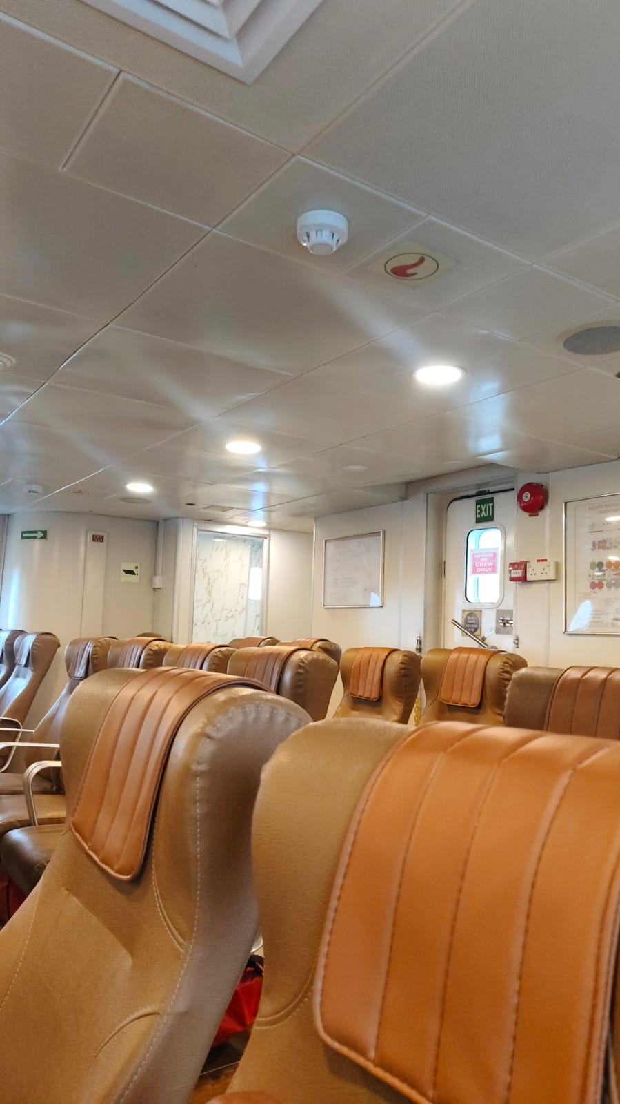 Sindo Ferry - Interior