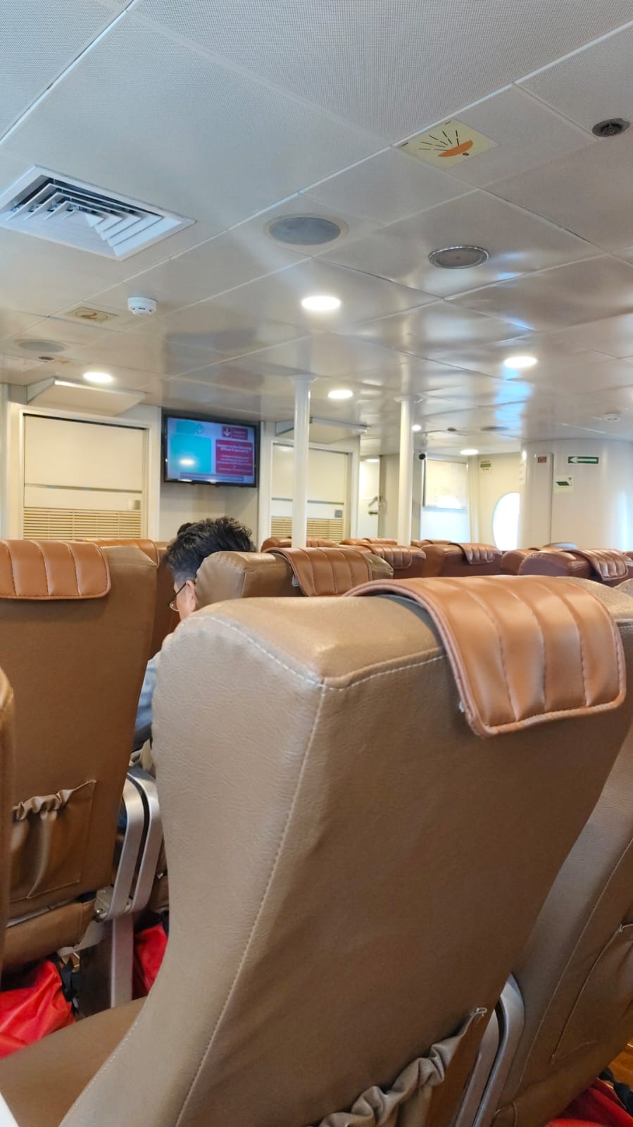 Sindo Ferry - Interior