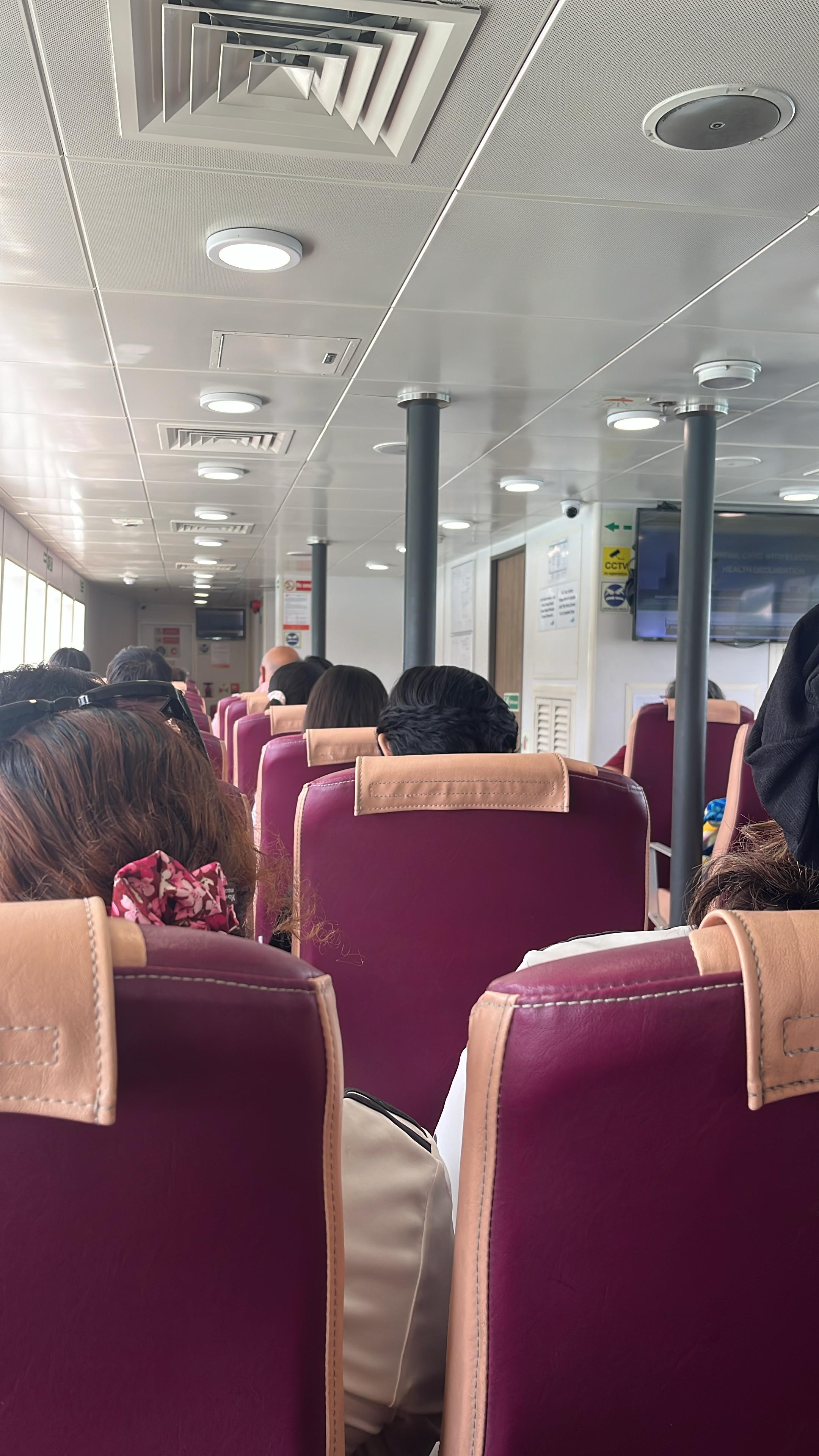 Sindo Ferry - Interior