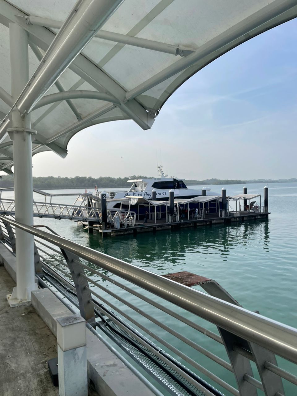 Putri Anggreni Ferry - Exterior