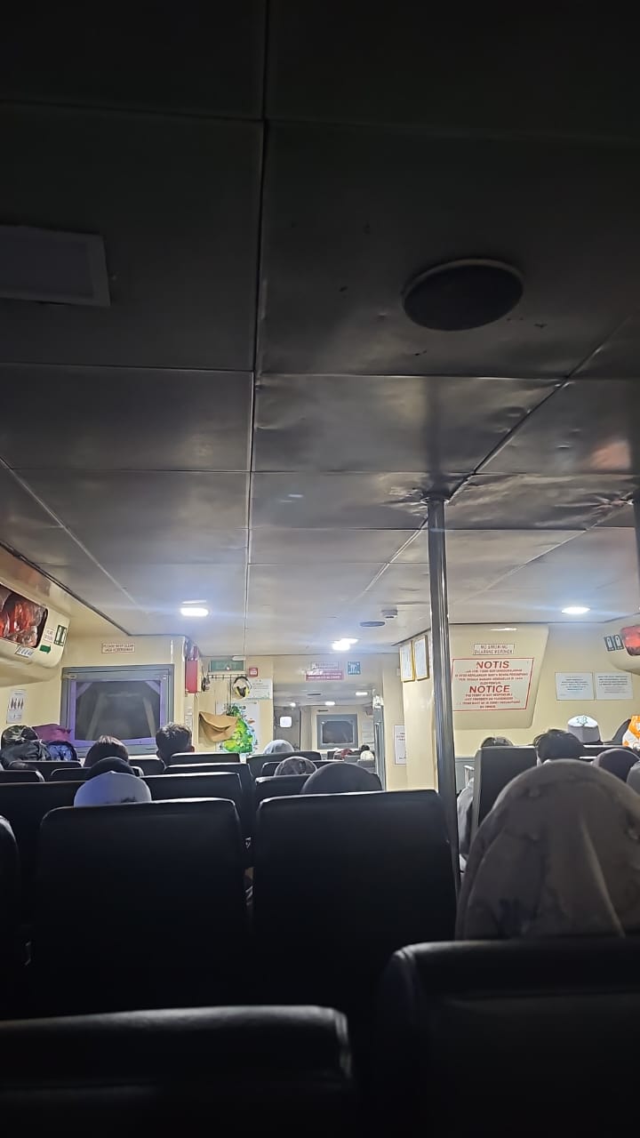 Blue water Ferry - Interior