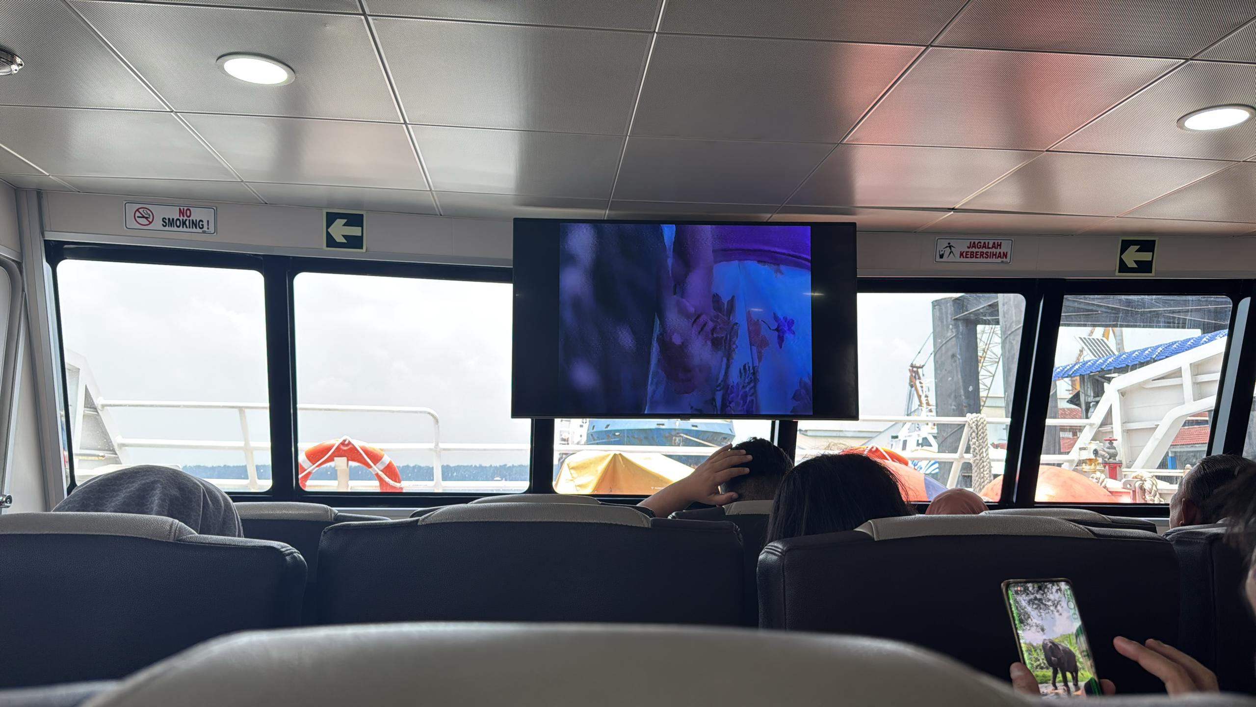 Pasir Gudang Ferry - Amenities