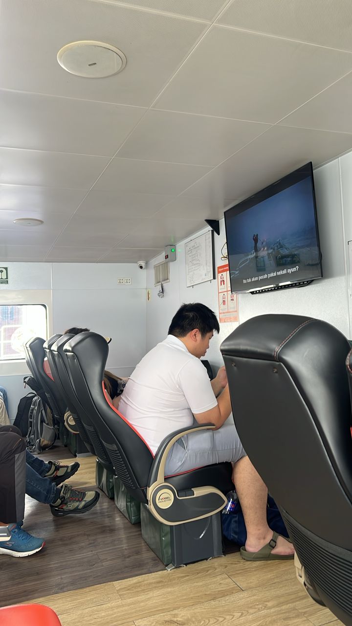 Pintas Fast Ferry - Interior