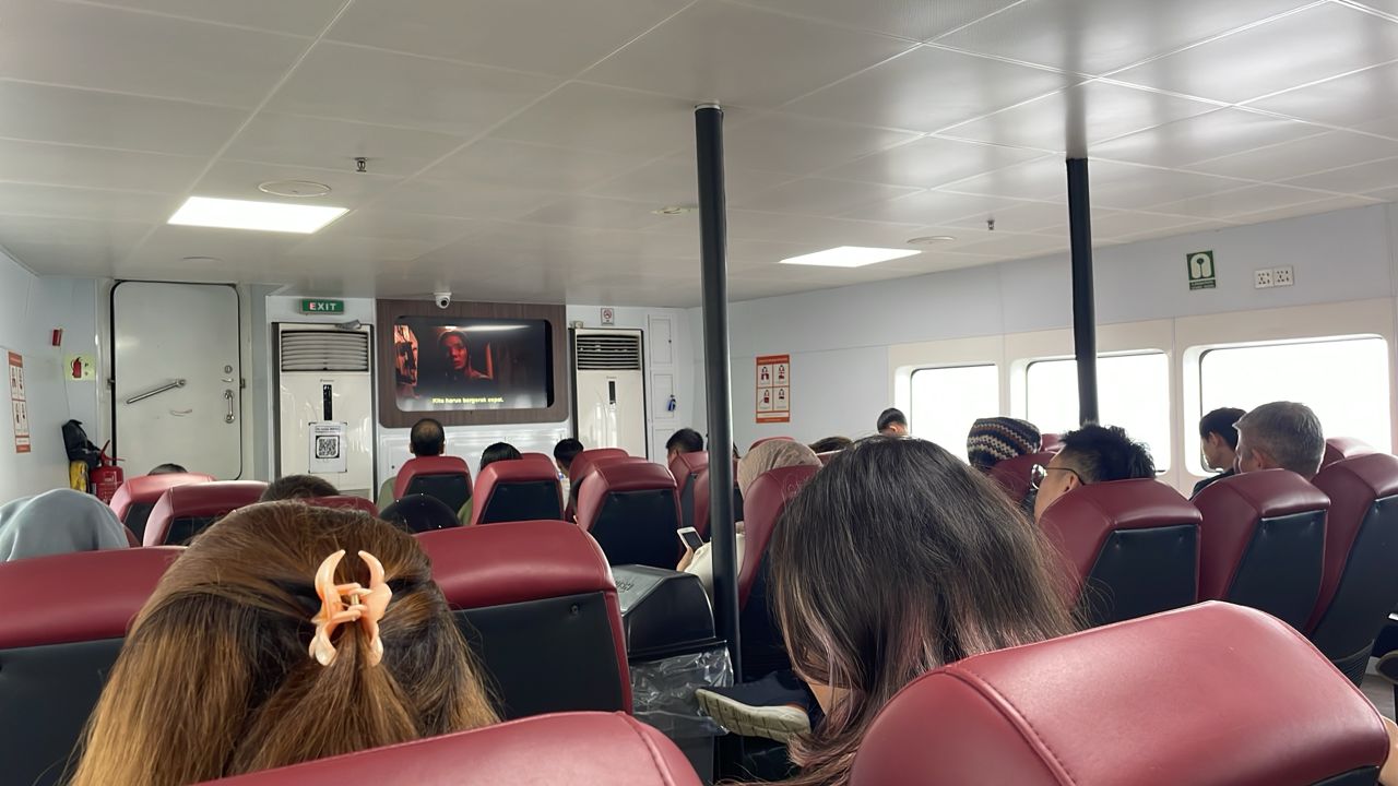 Pintas Fast Ferry - Interior