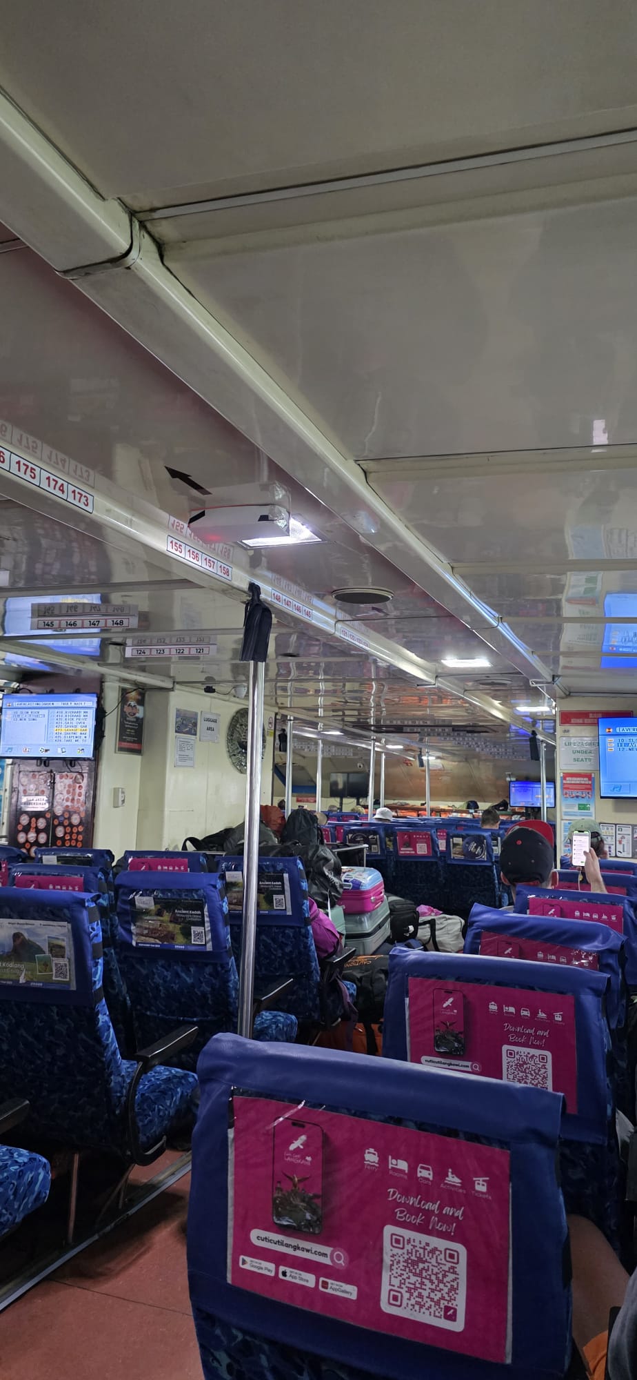 BUNDHAYA SPEED BOAT - Interior