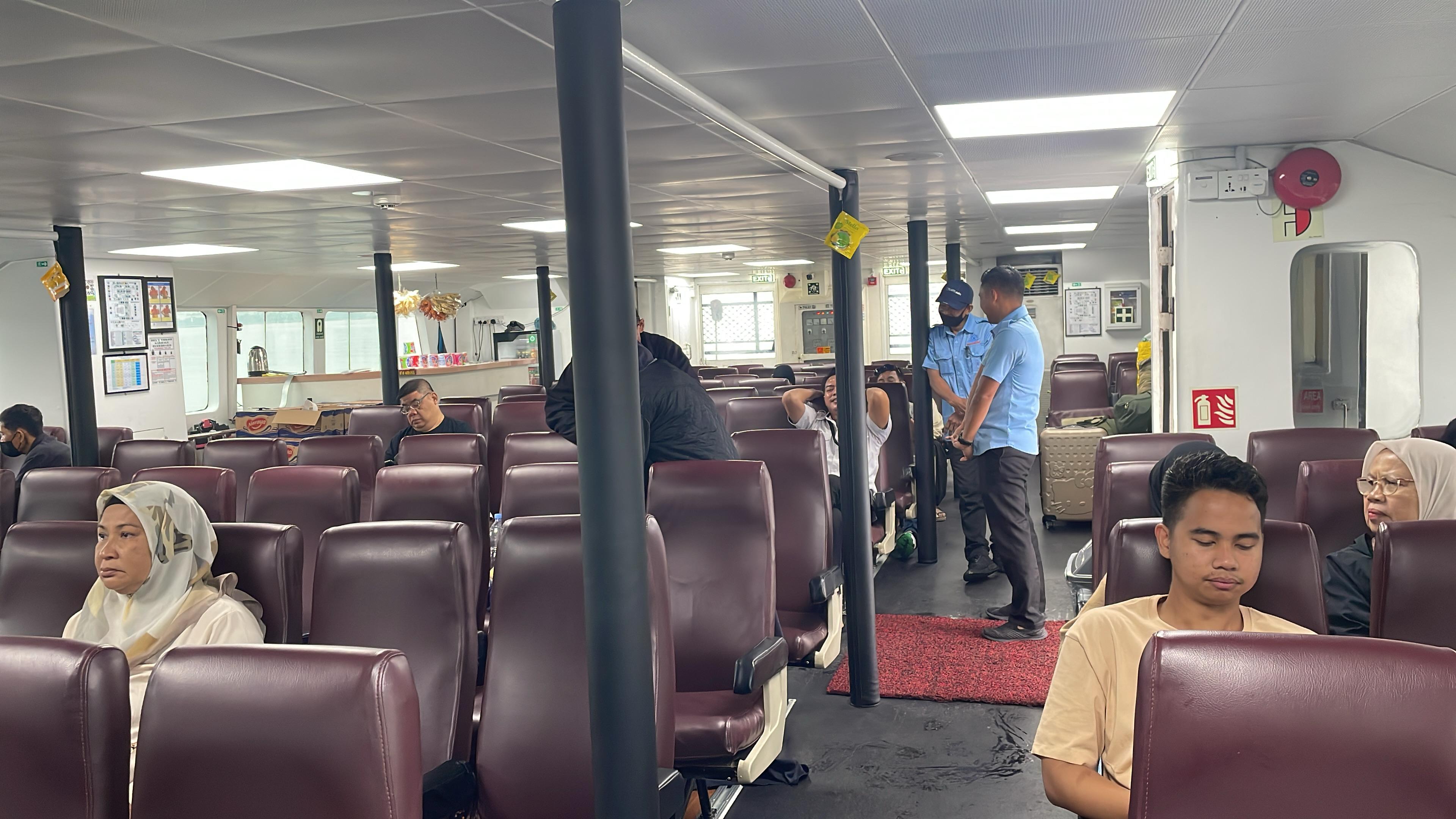 Pintas Fast Ferry - Interior