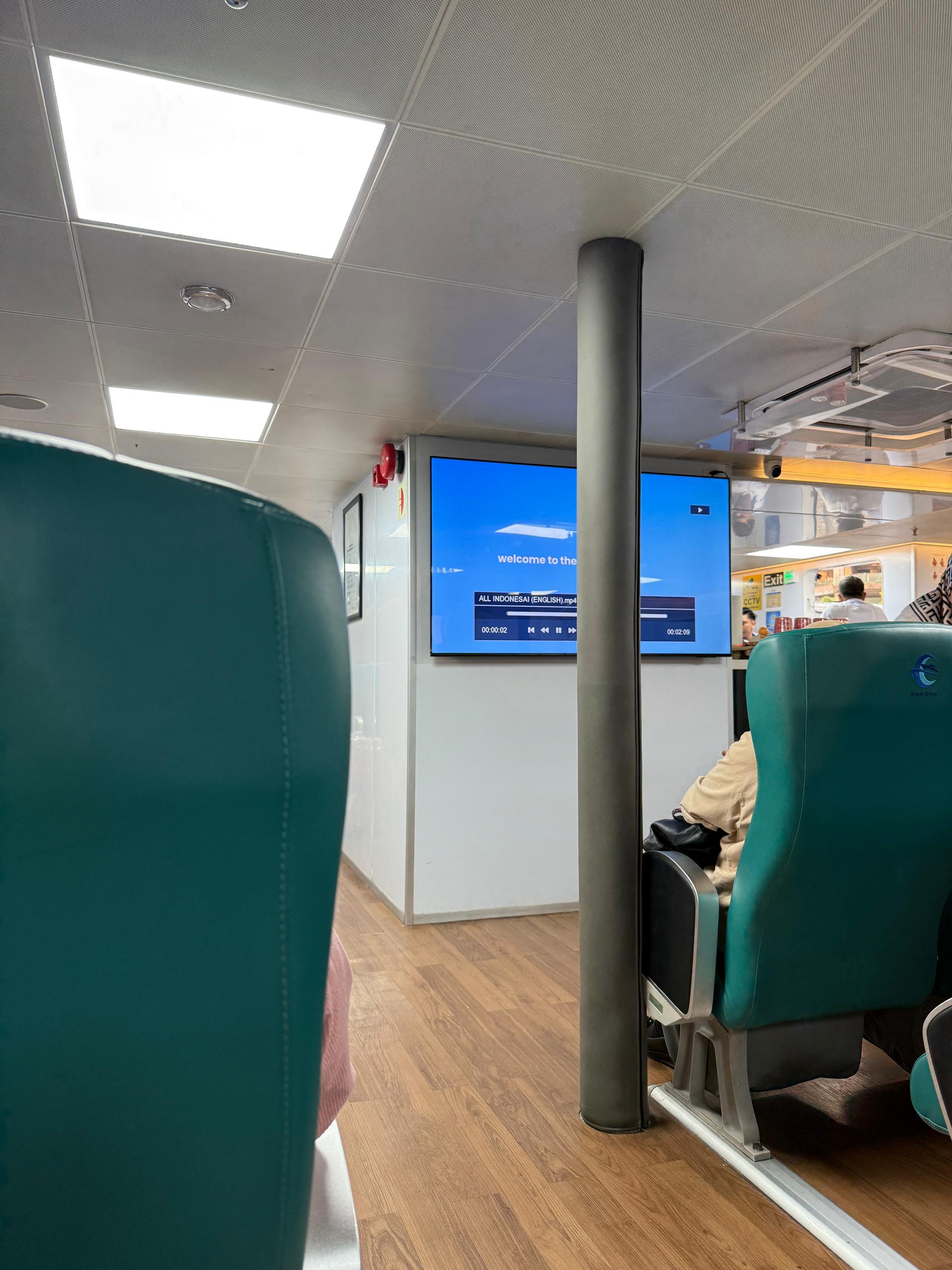 Putri Anggreni Ferry - Interior