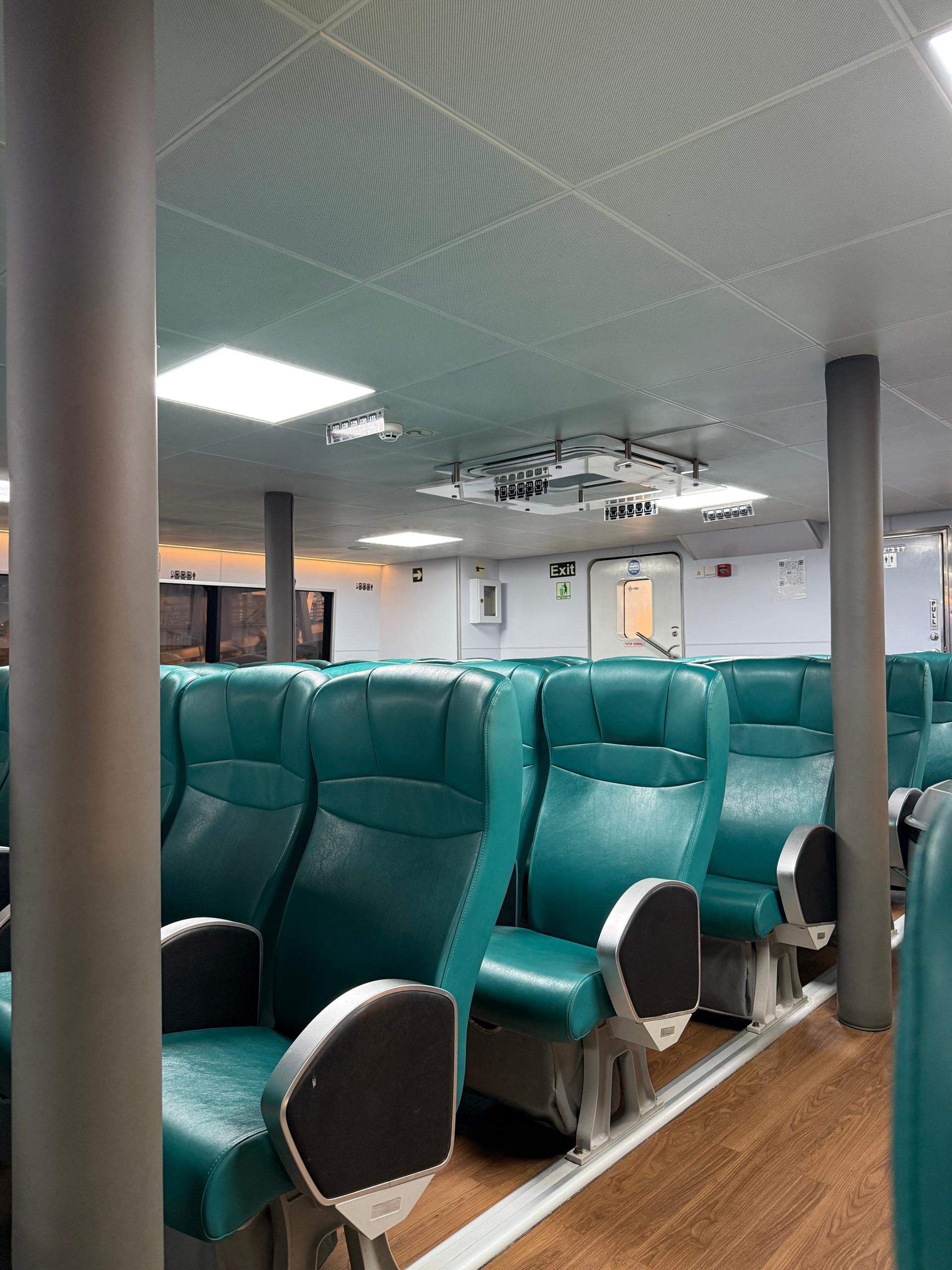 Putri Anggreni Ferry - Interior