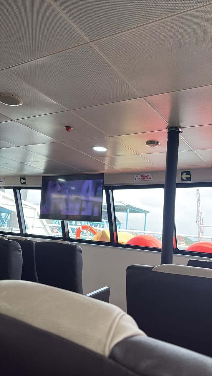 Batam Fast - Interior