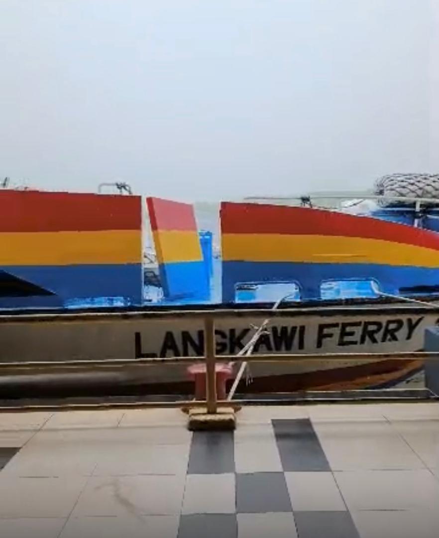 Langkawi Ferry - Exterior