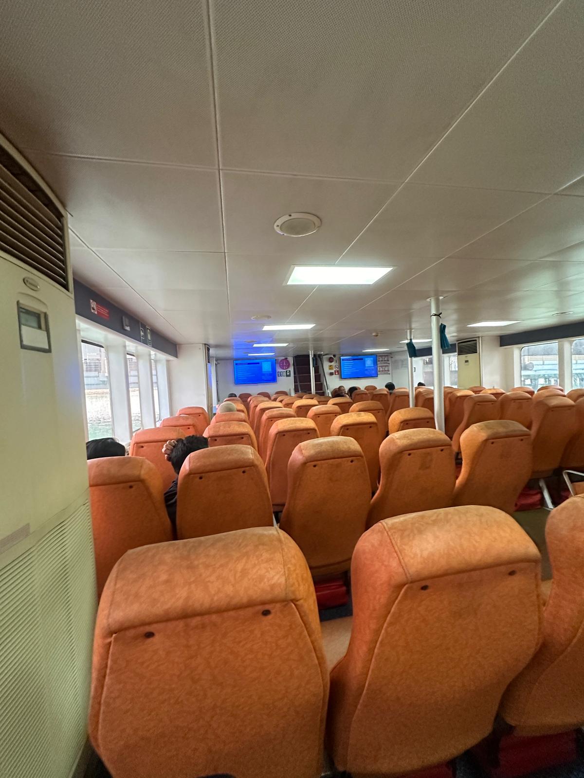 Batam Fast - Interior