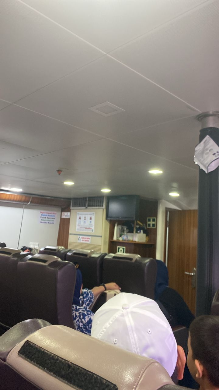 Batam Fast - Interior