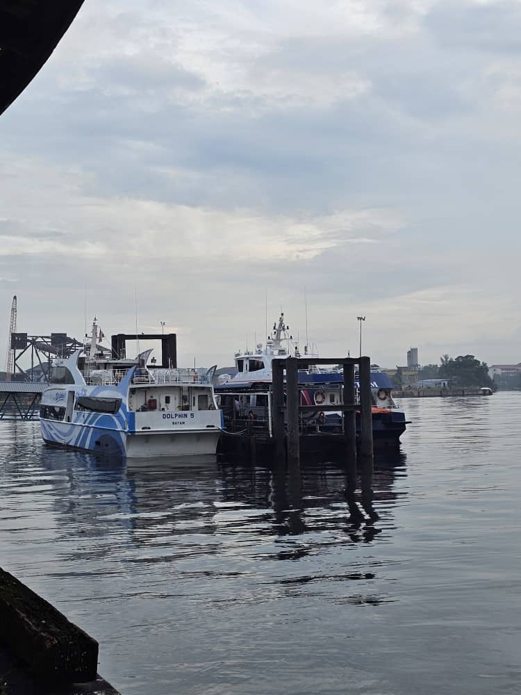 Pasir Gudang Passenger Ferry - Exterior