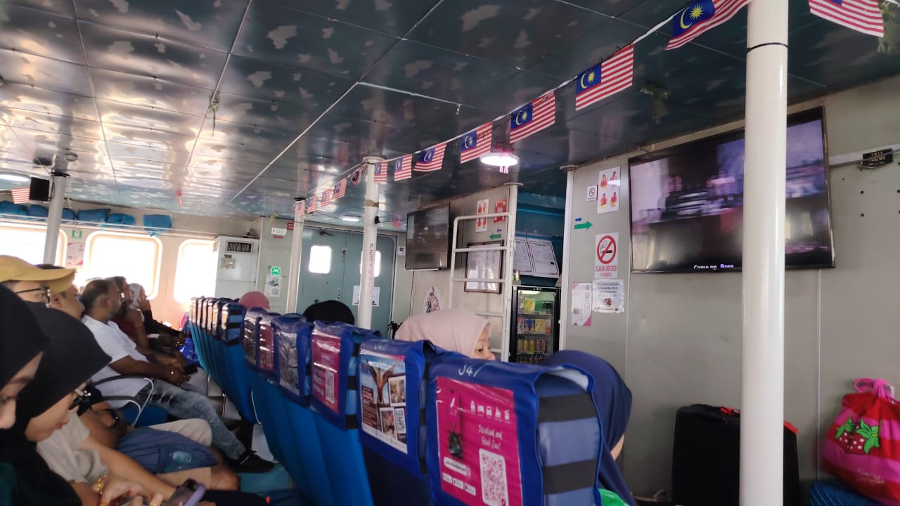 Langkawi Ferry - Interior, Amenities
