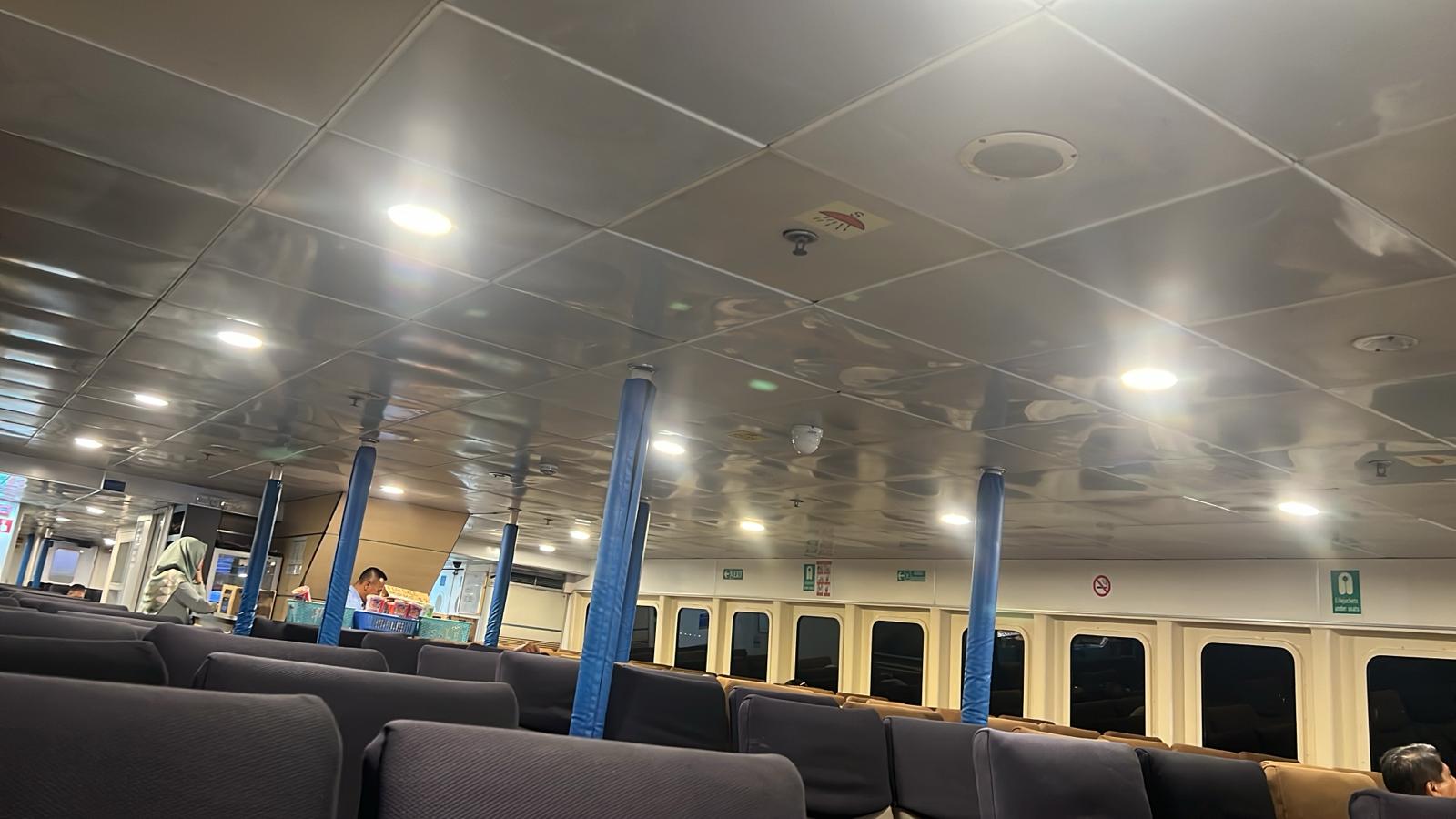 Sindo Ferry - Interior, Rest Stop