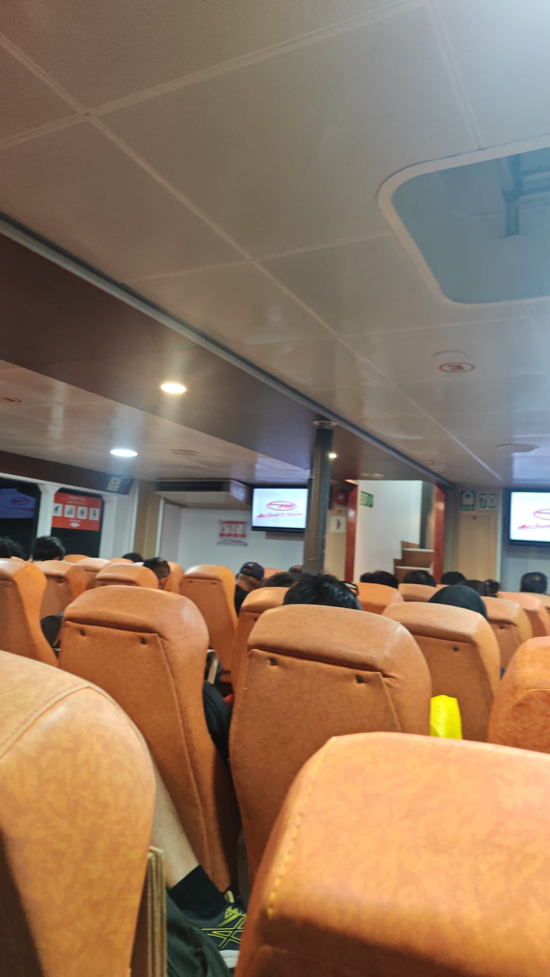 Batam Fast - Interior, Amenities