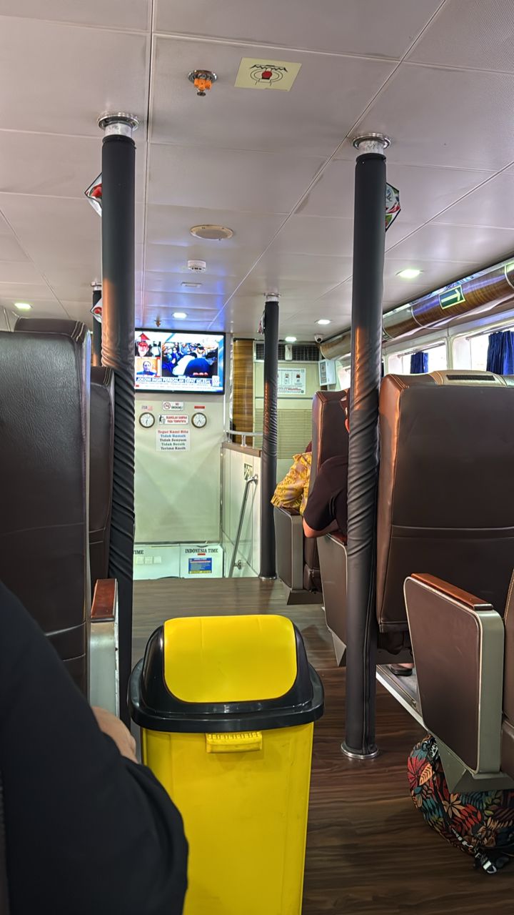 Pasir Gudang Ferry - Interior