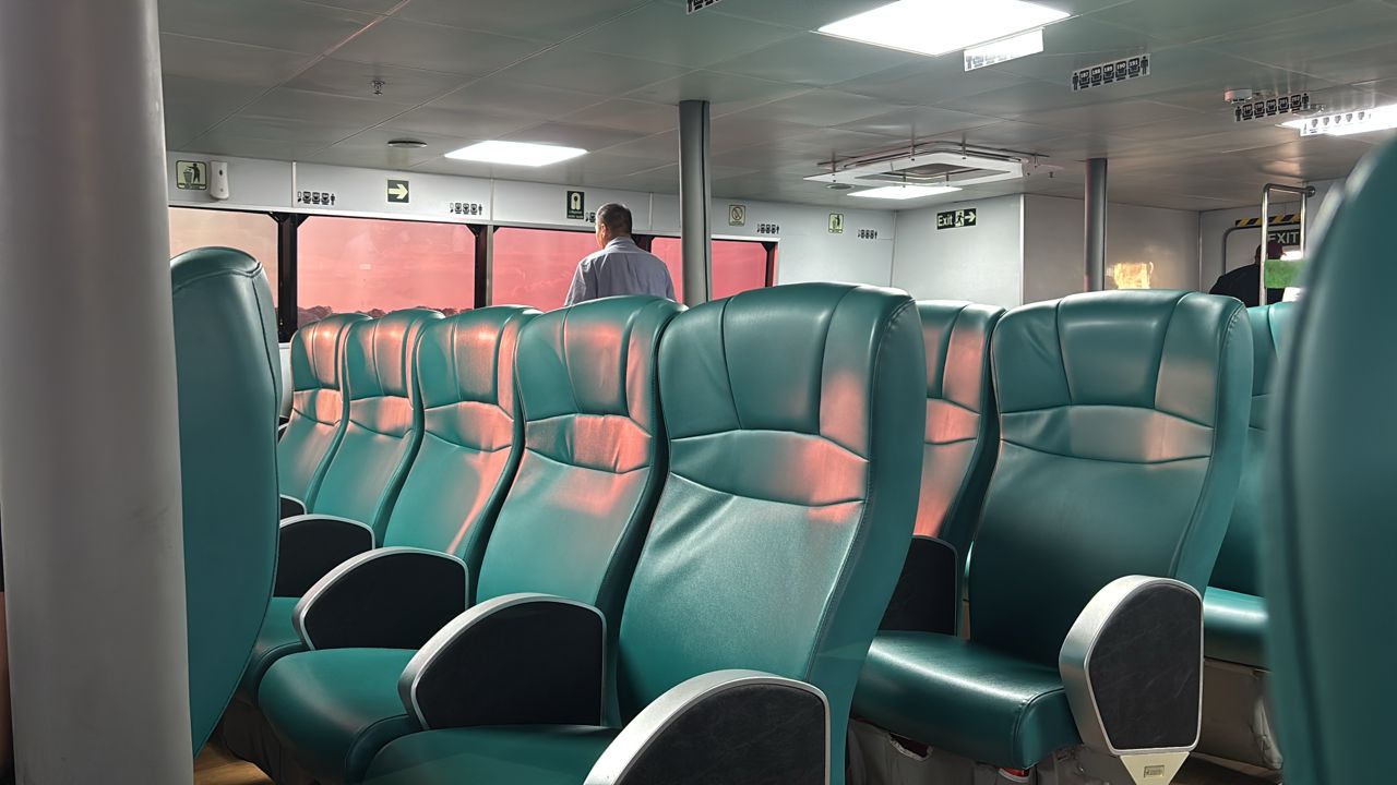 Putri Anggreni Ferry - Interior