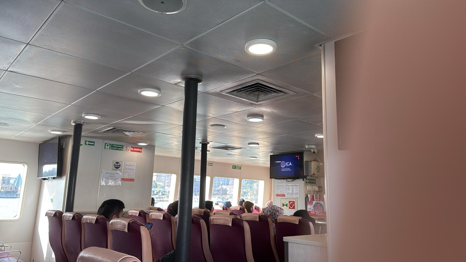 Sindo Ferry - Interior