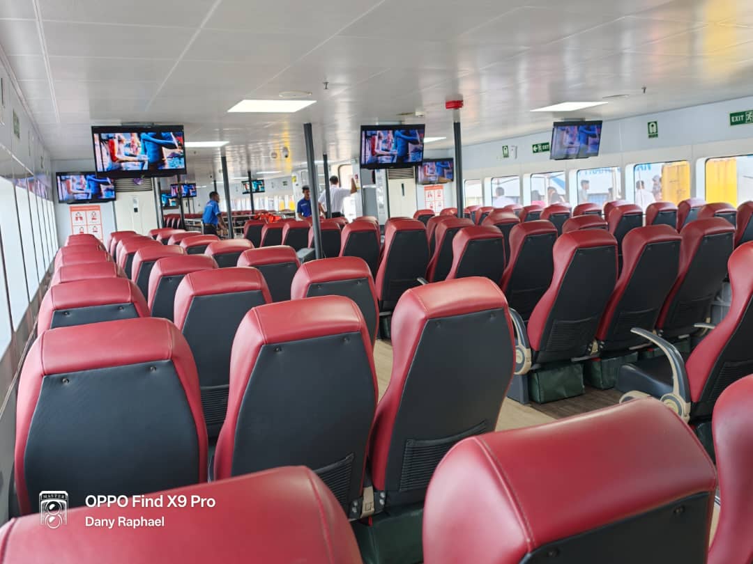 Pintas Fast Ferry - Interior