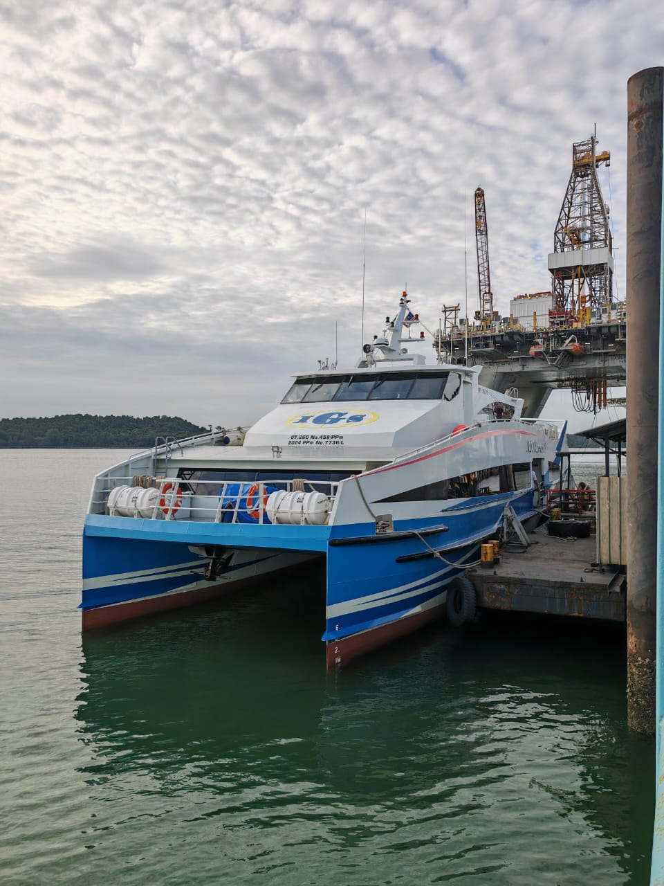 Pasir Gudang Passenger Ferry - Exterior