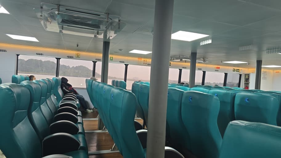 Putri Anggreni Ferry - Interior