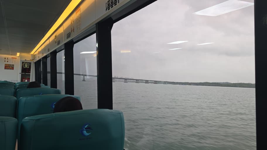 Putri Anggreni Ferry - Interior
