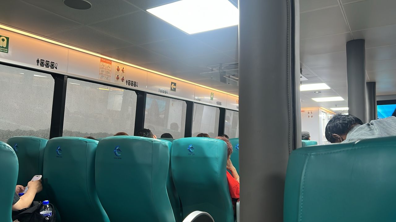 Putri Anggreni Ferry - Interior