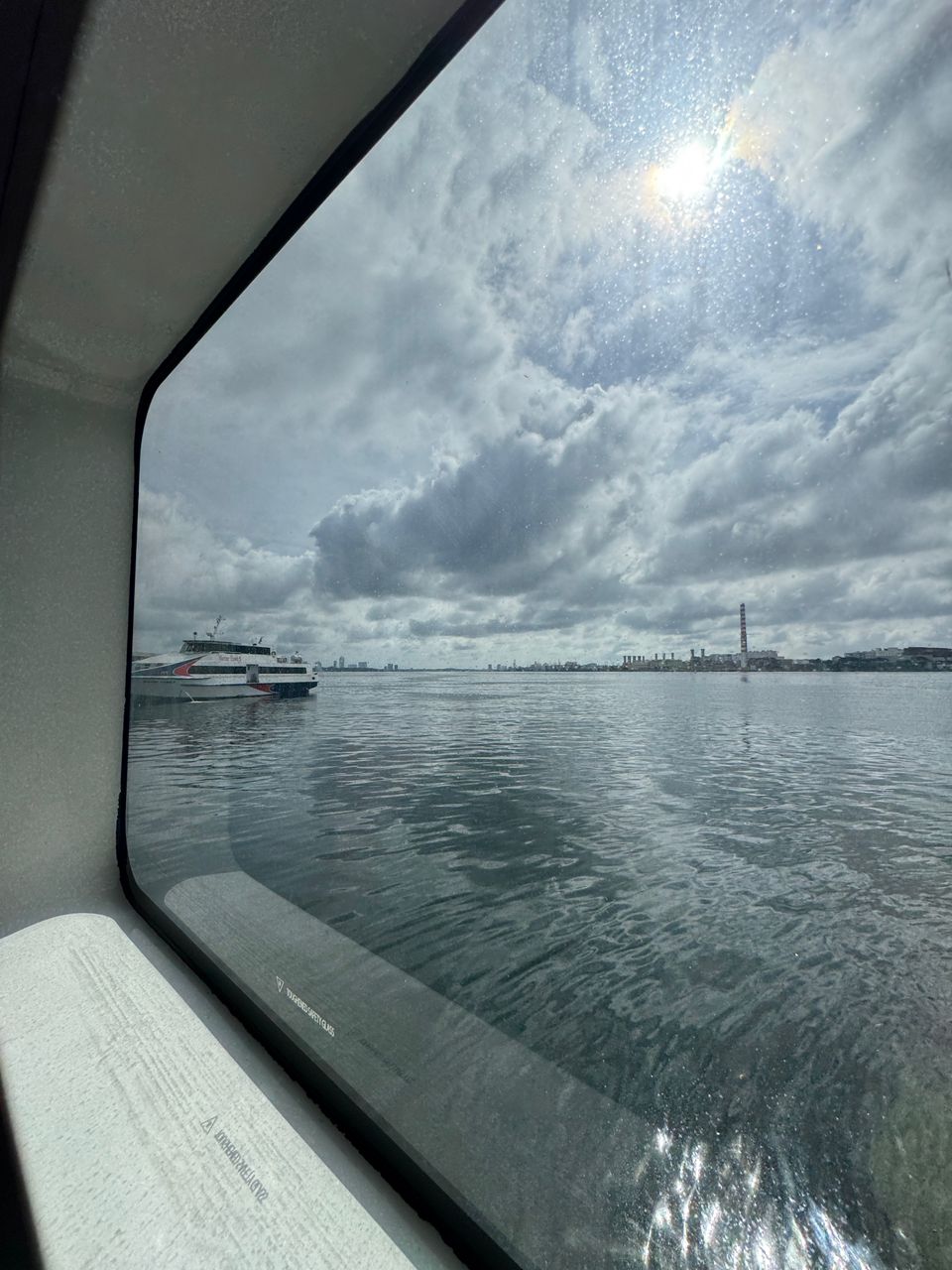 Pintas Fast Ferry - Exterior