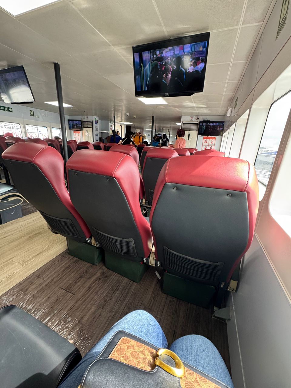 Pintas Fast Ferry - Interior