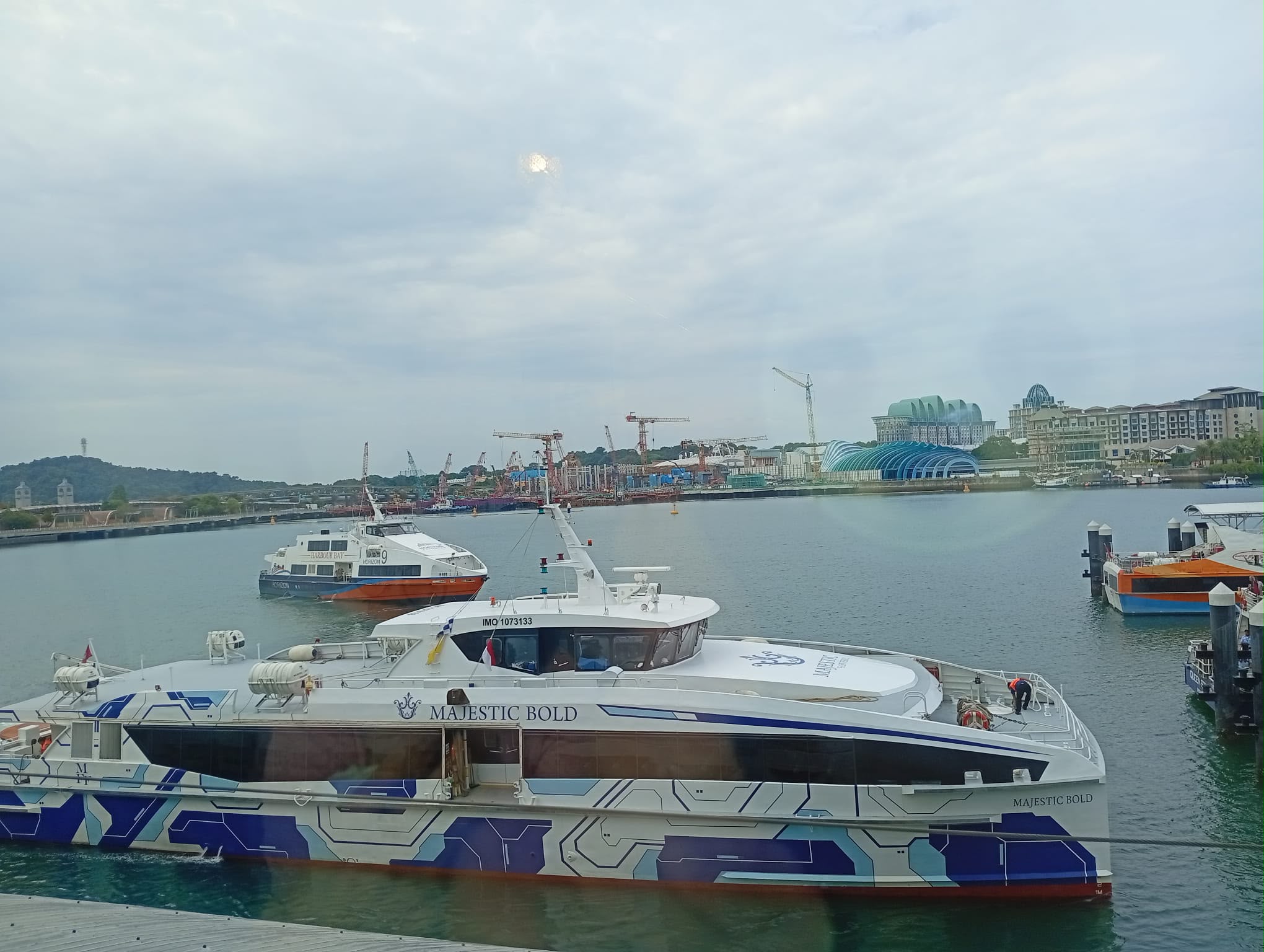 Horizon Ferry - Exterior, BP