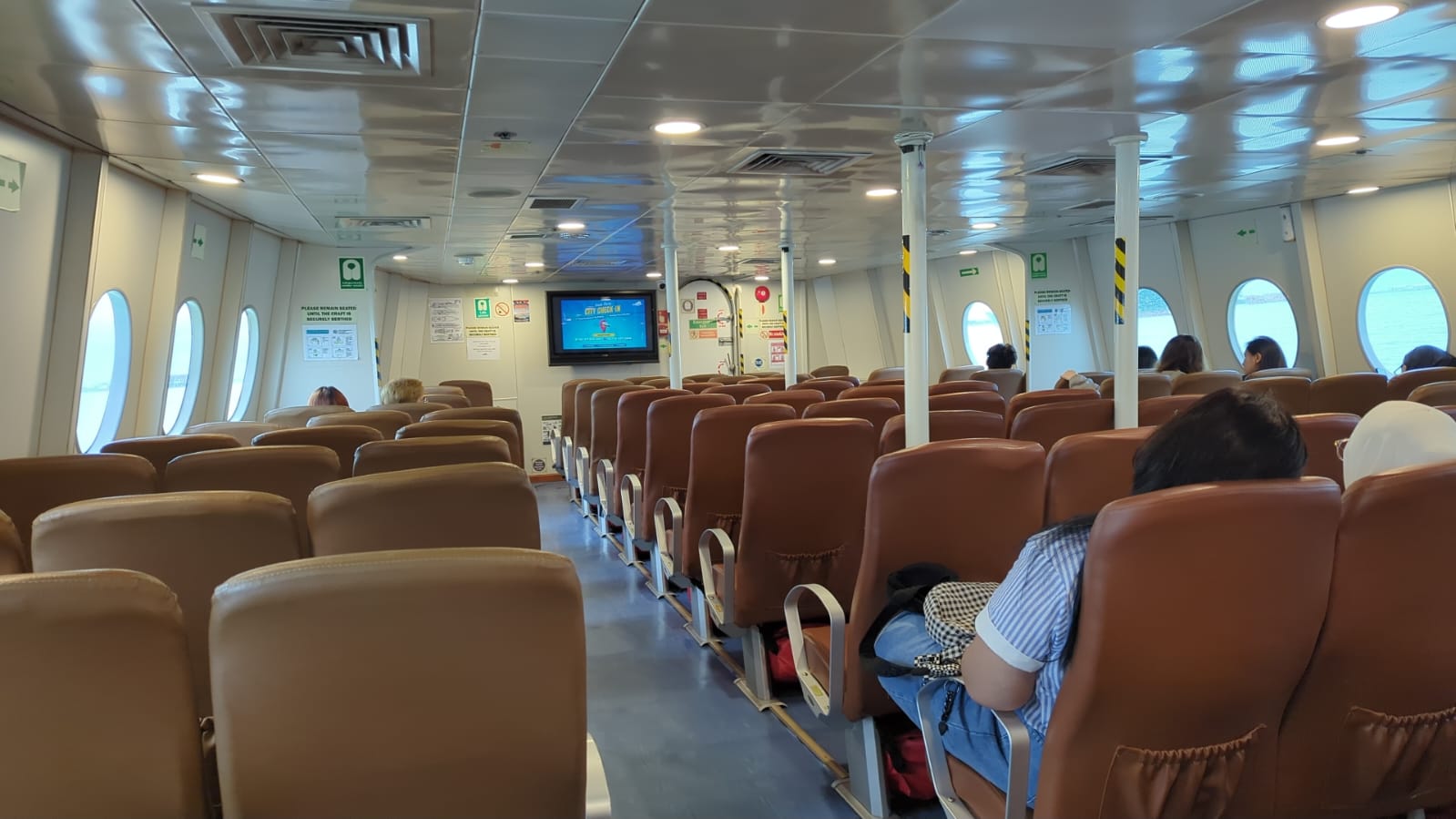 Sindo Ferry - Interior