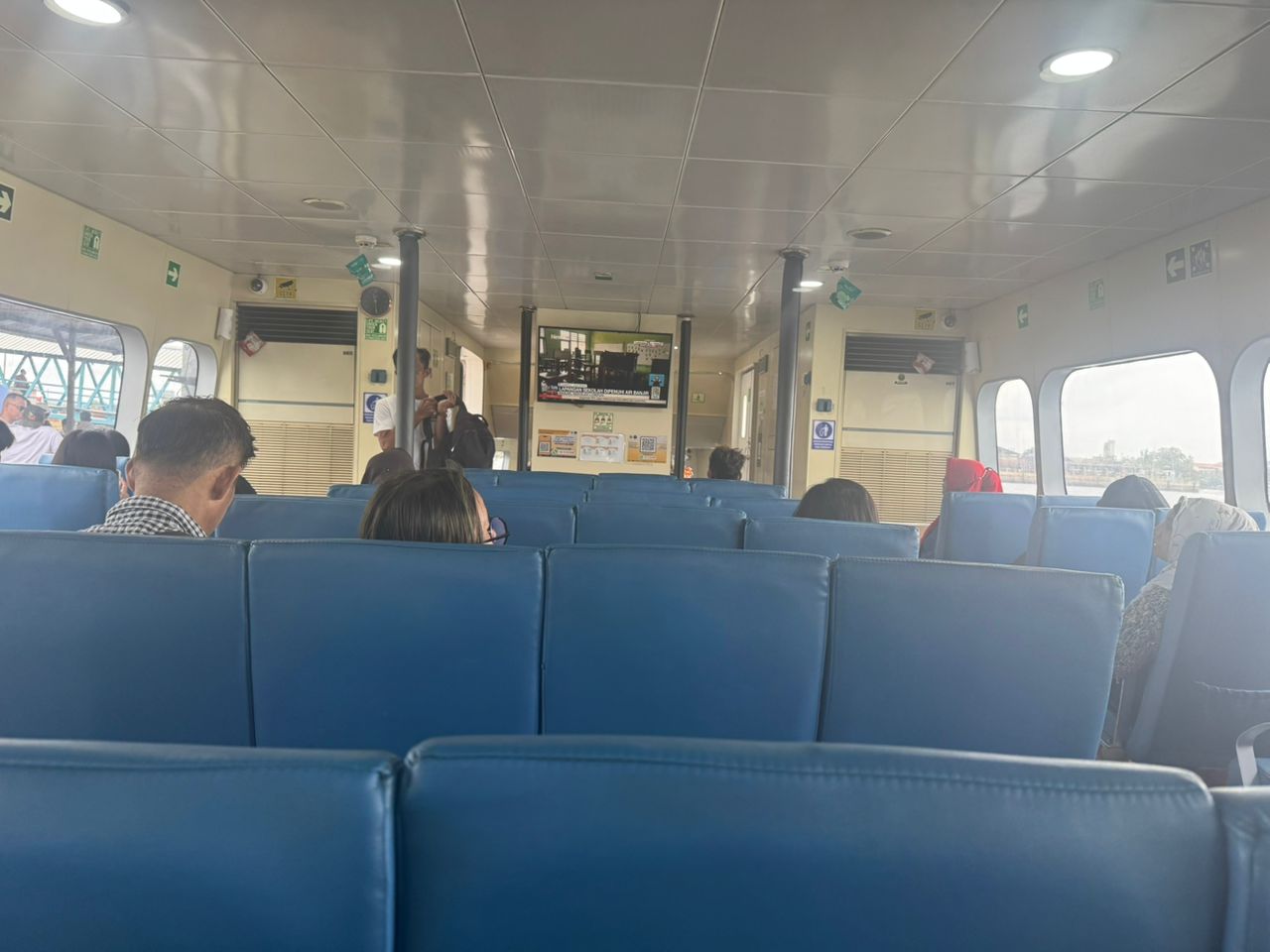 Batam Fast - Interior