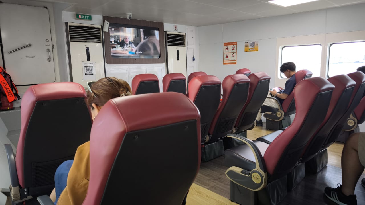 Pintas Fast Ferry - Interior