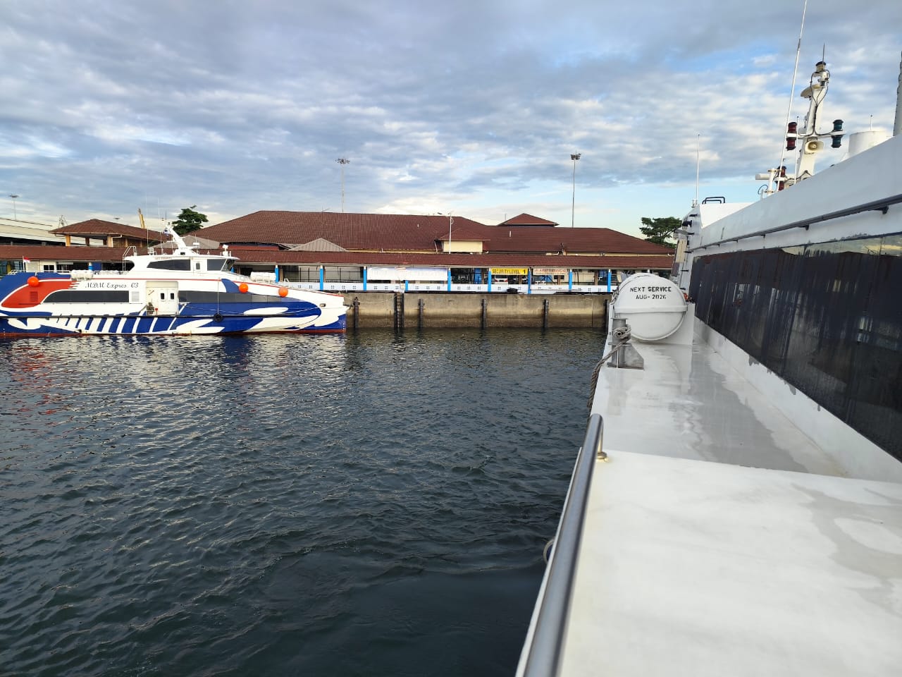 Pasir Gudang Ferry - Exterior
