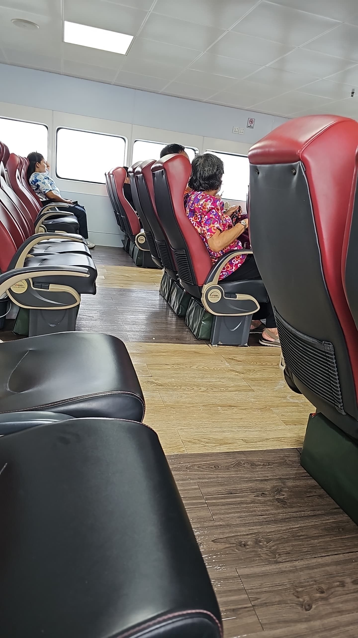 Pintas Fast Ferry - Interior
