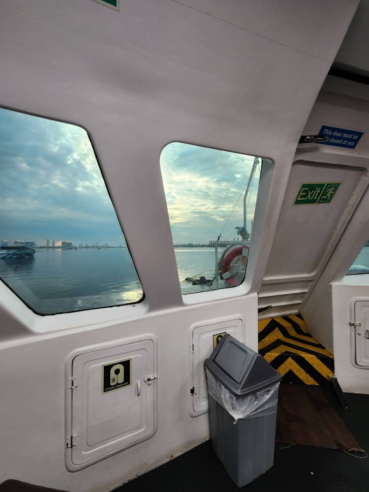 Pintas Fast Ferry - Interior