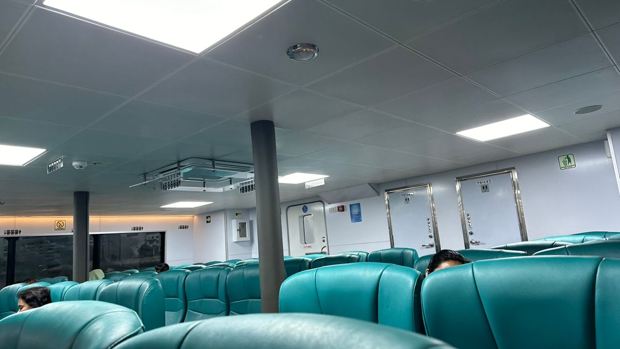 Putri Anggreni - Interior