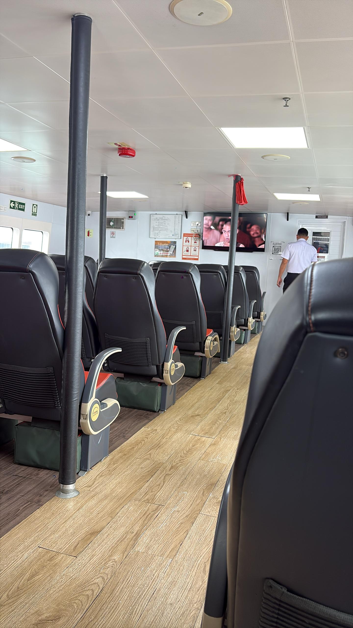 Pintas Fast Ferry - Interior