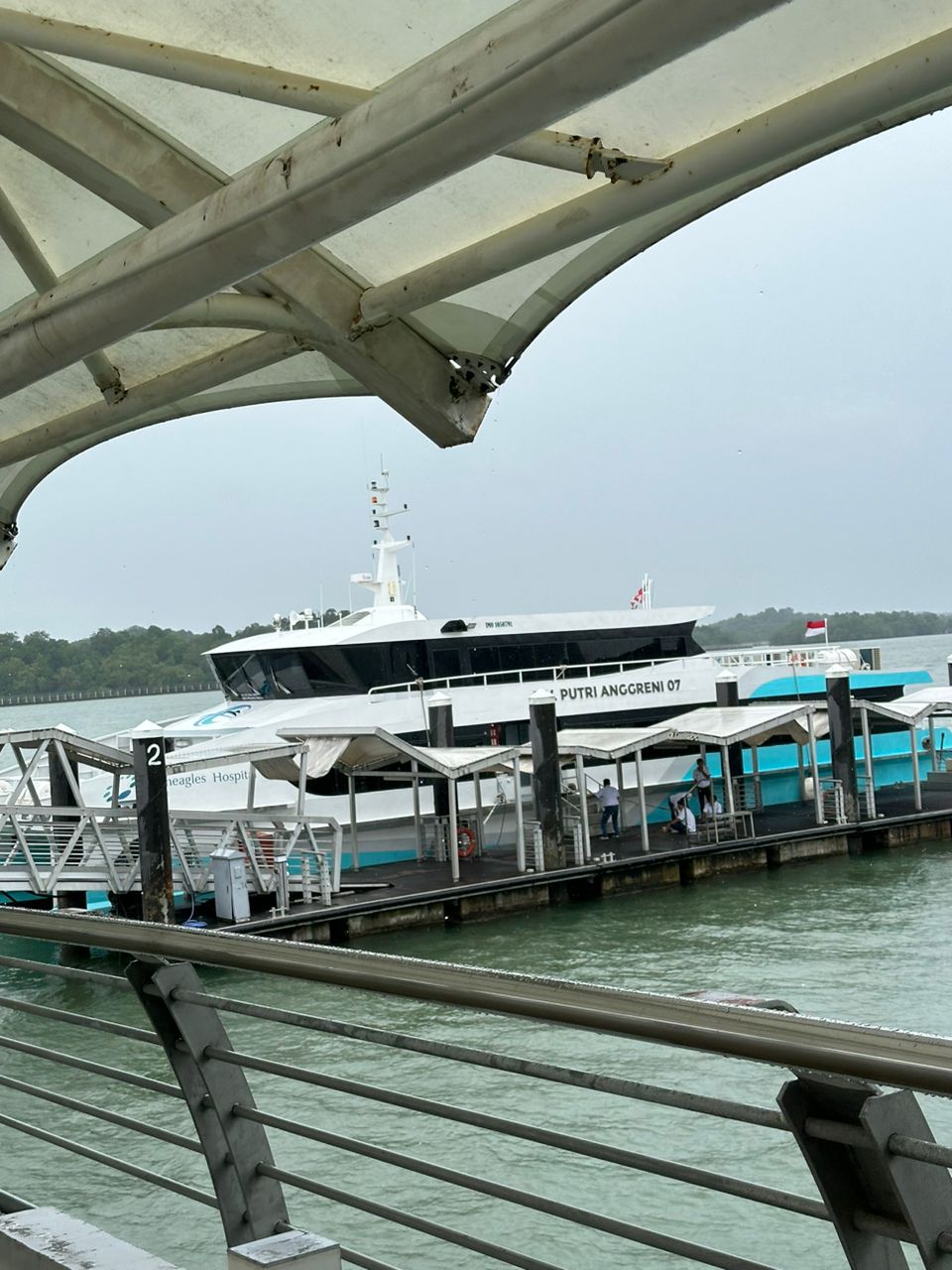 Putri Anggreni - Exterior, BP