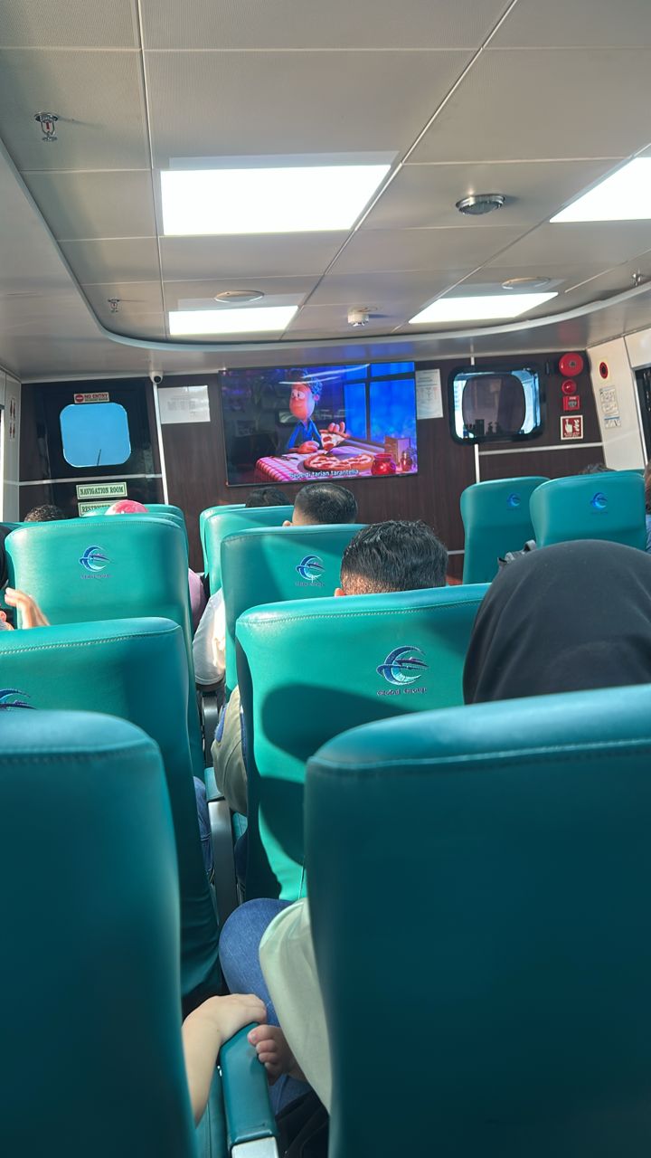 Putri Anggreni Ferry - Interior