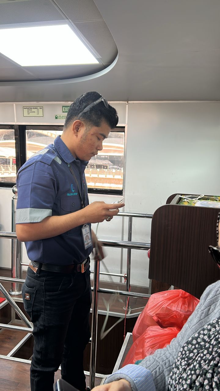 Putri Anggreni Ferry - Interior
