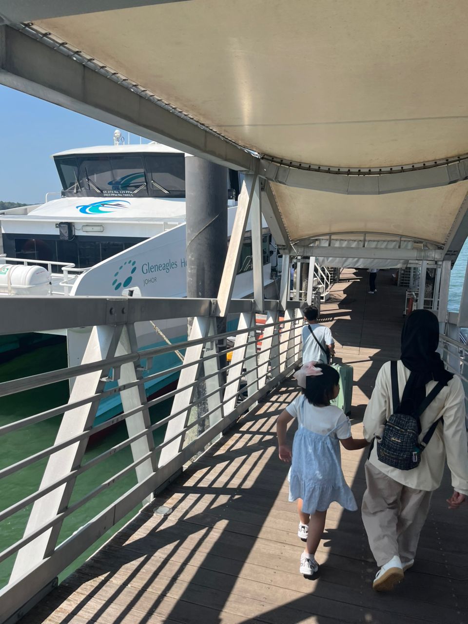 Putri Anggreni Ferry - BP