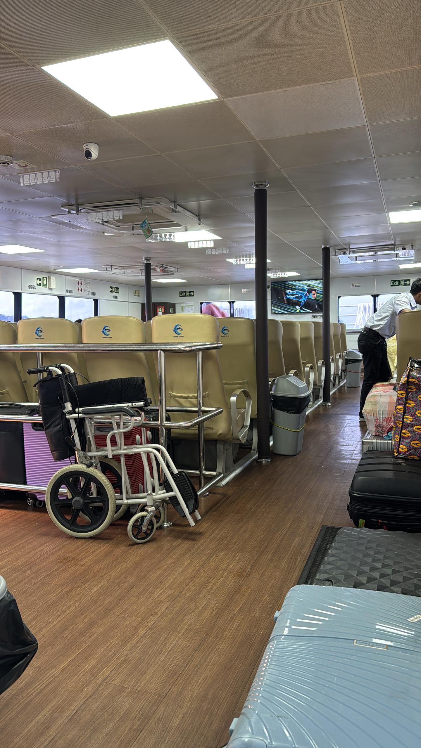 Putri Anggreni Ferry - Interior