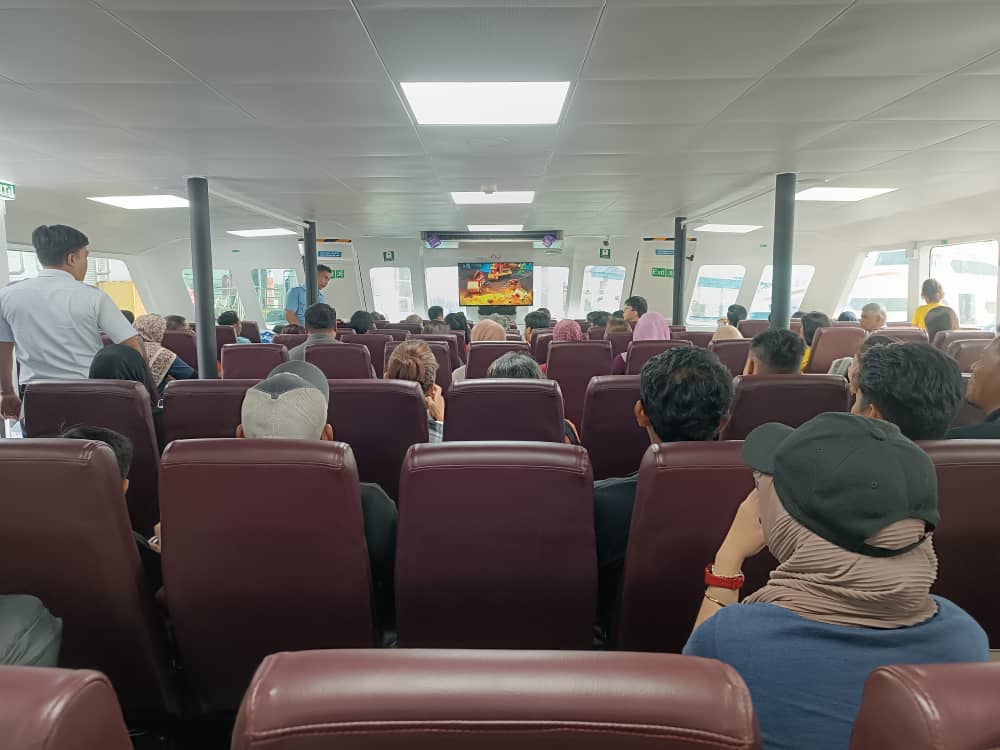Pintas Fast Ferry - Interior