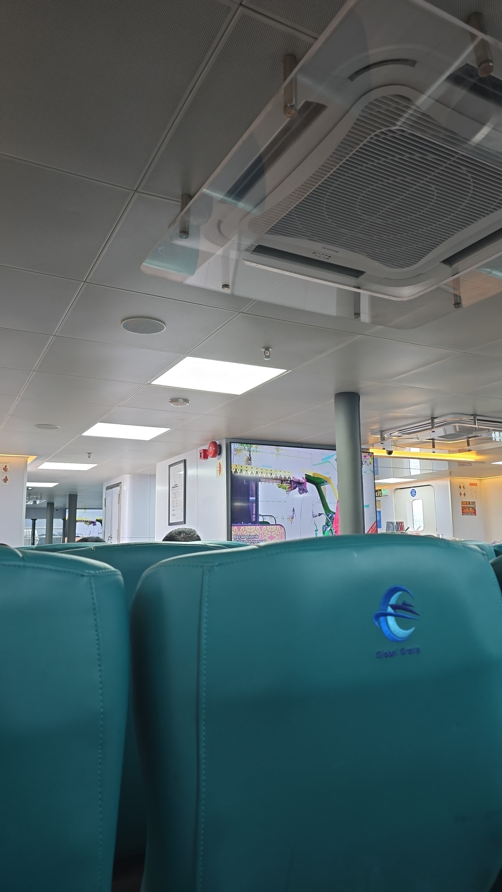 Putri Anggreni - Interior