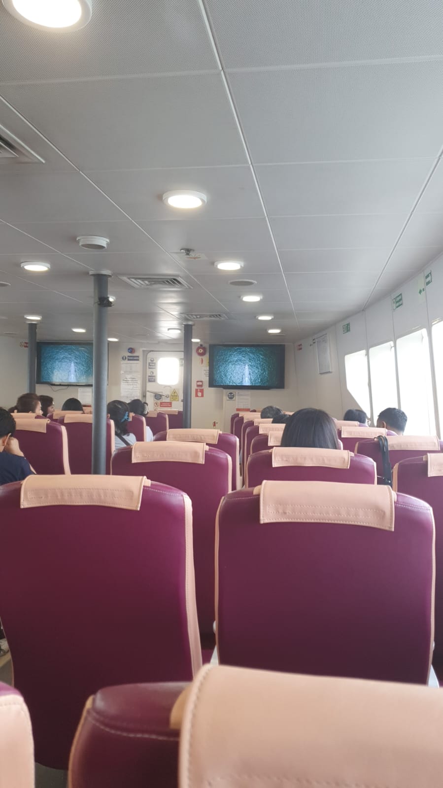 Sindo Ferry - Interior