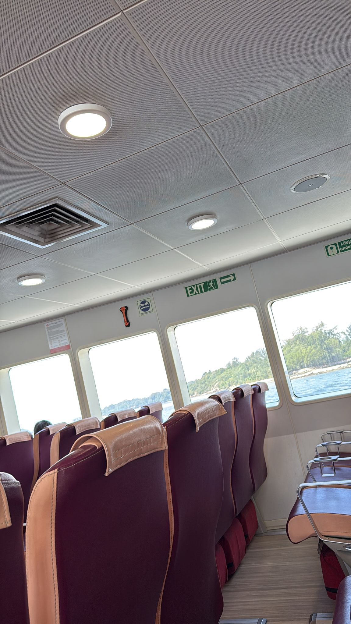 Sindo Ferry - Interior